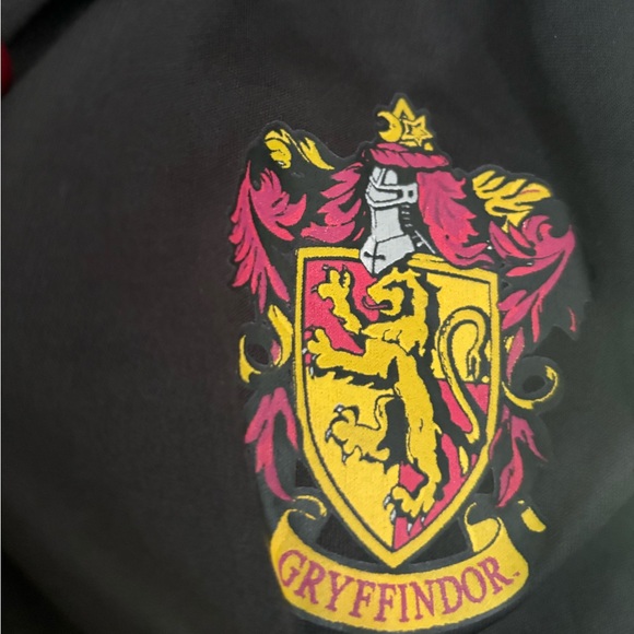 Youth Harry Potter Gryffindor Robe Costume size L - Picture 2 of 3